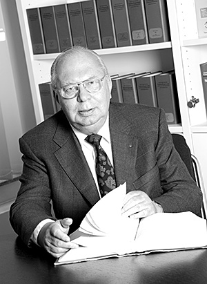 Foto von Dr. jur. Heinz Foer